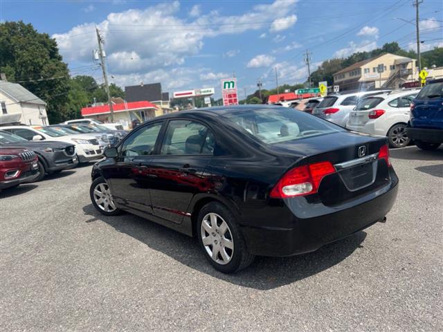 $10990 : 2010 Civic image 3