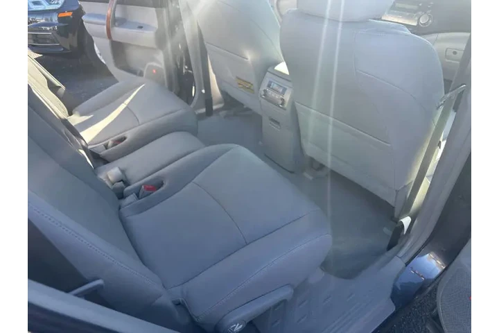 2008 Highlander Limited image 7