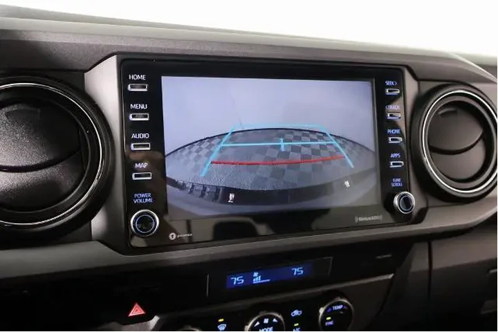 $36532 : Toyota Tacoma 2021 4x4 TRD O image 6