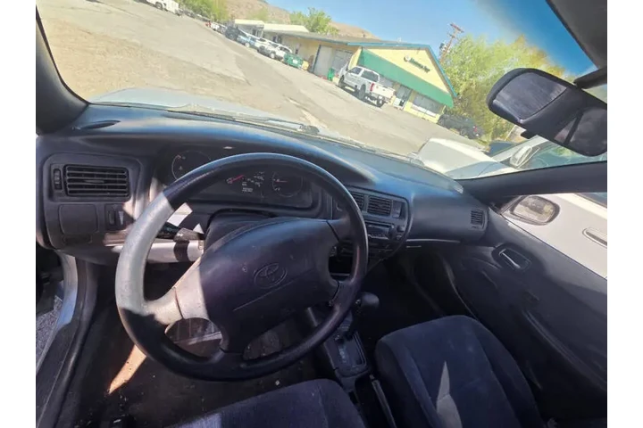 $2495 : 1993 Corolla DX image 6