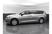 $17659 : Chrysler Voyager 2021 L 4dr thumbnail
