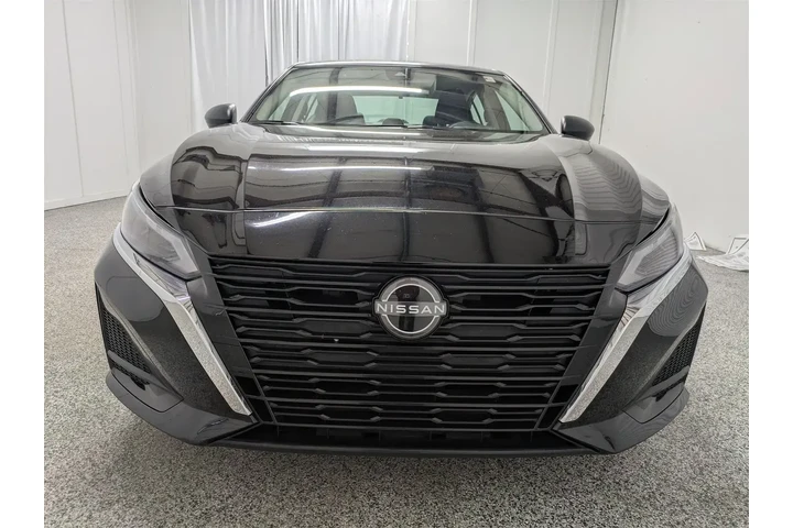 $21897 : Nissan Altima 2024 2.5 SV 4d image 8