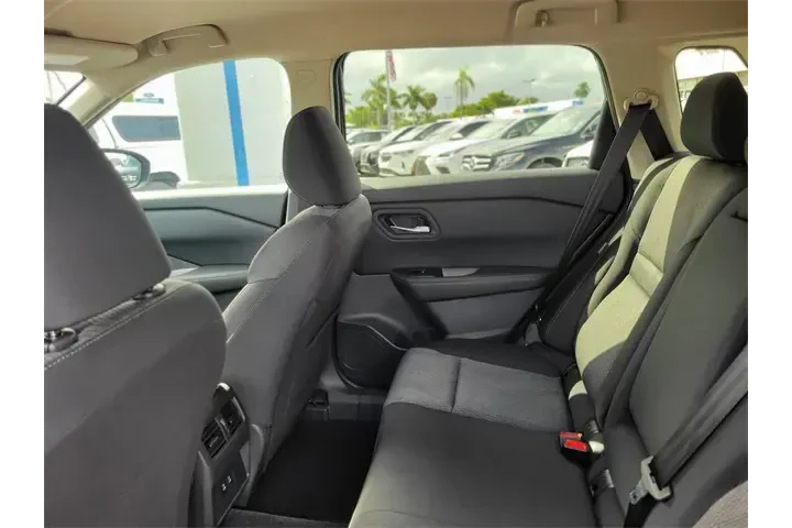 $28691 : Nissan Rogue 2026 SV 4dr Cro image 9