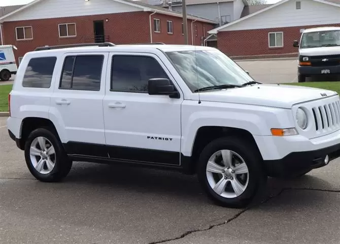 $5000 : 2015 Jeep Patriot Sport 4x4 image 4