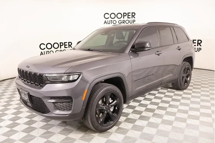 $30789 : Jeep Grand Cherokee 2023 4x4 image 10