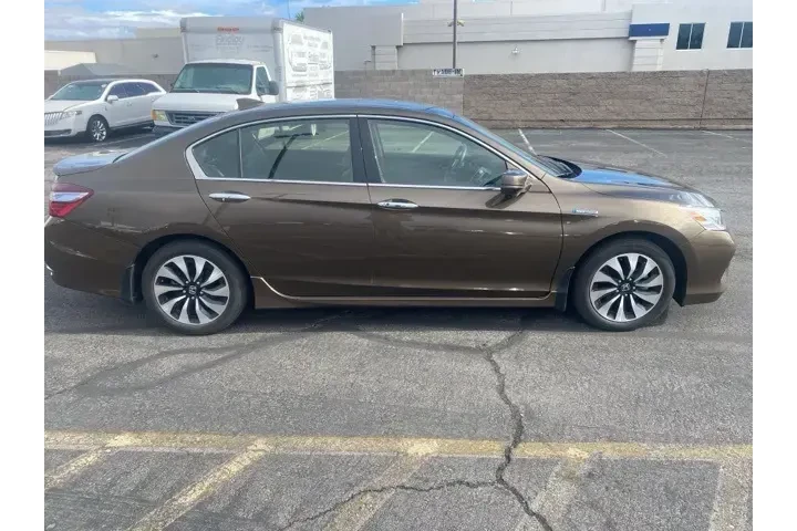 $19950 : Honda Accord Hybrid 2017 Tou image 4