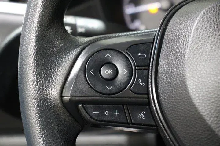 $20889 : Toyota Corolla 2023 LE 4dr S image 9