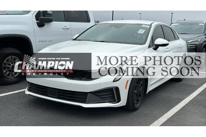 $29984 : Kia K5 2025 LXS 4dr Sedan image 1