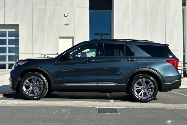 $30900 : Ford Explorer 2022 XLT 4dr S image 6