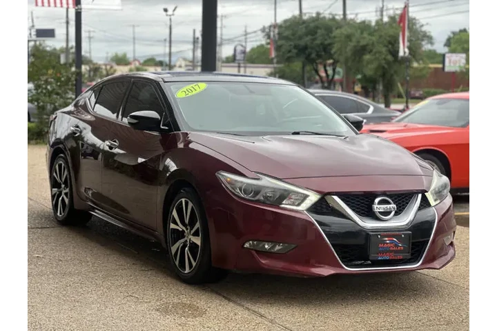 $14499 : 2017 Maxima 3.5 S image 4