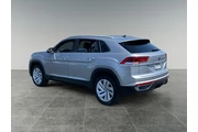$27970 : Volkswagen Atlas Cross Sport thumbnail