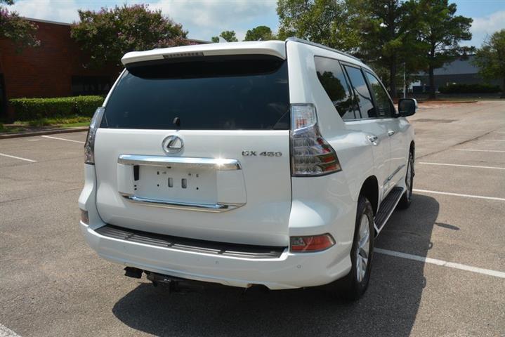 2017 GX 460 Premium image 7