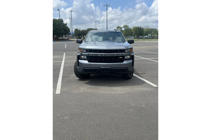 $18000 : 2019 Silverado LT image 3
