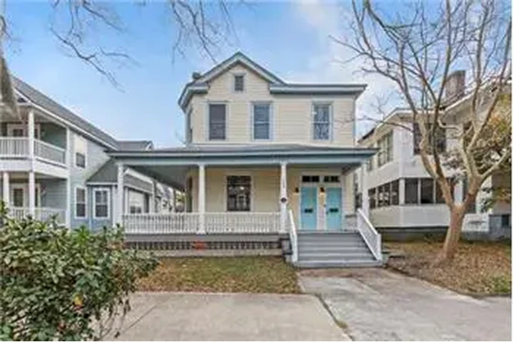 $2200 : Rental property with 3 bedro image 1