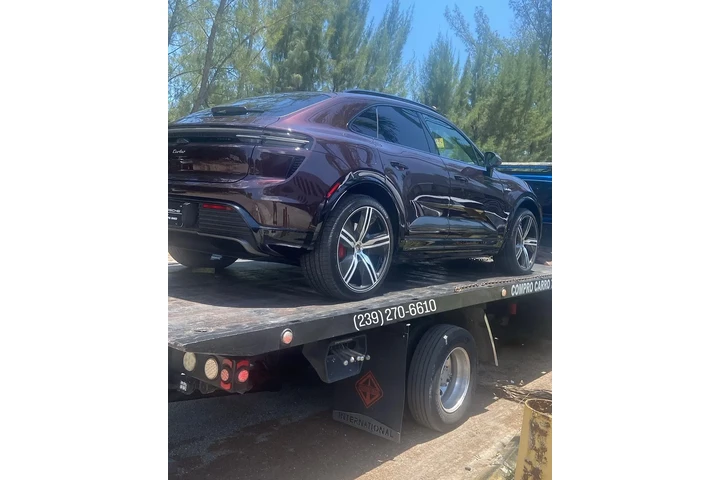 Towing in Lehigh Acres image 3