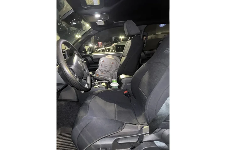 $31950 : Toyota Tacoma 2024 4x2 SR 4d image 8