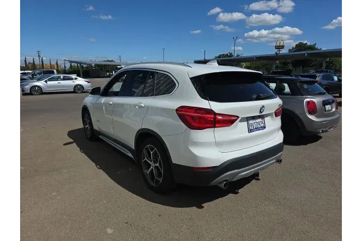 $13900 : BMW X1 2016 AWD xDrive28i 4d image 4