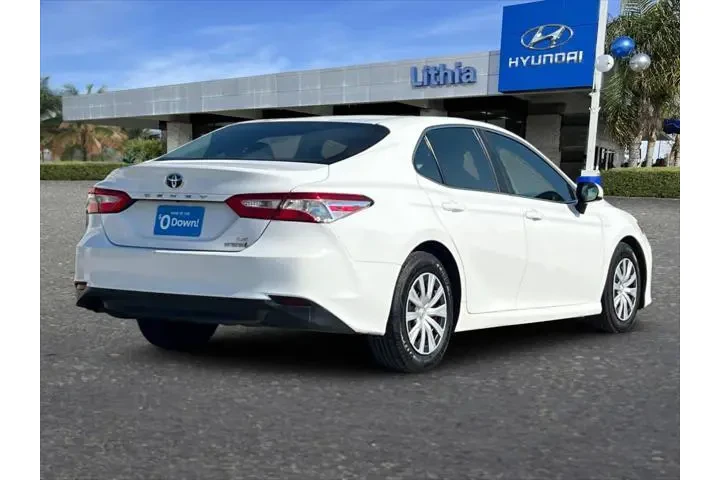 $15599 : Toyota Camry Hybrid 2018 LE image 3
