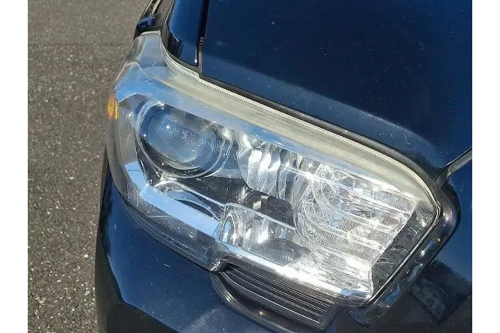 $26995 : Toyota Tacoma 2017 4x4 TRD O image 9