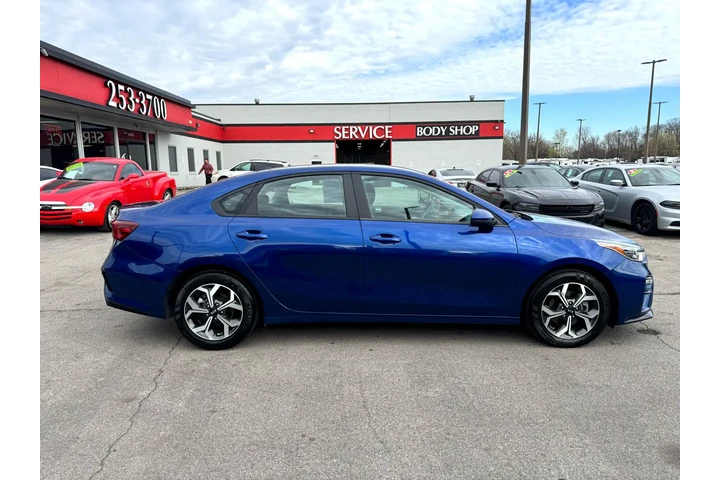 $15980 : 2021 Forte LXS IVT image 1