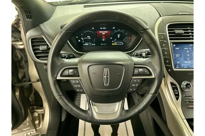 $24490 : Lincoln Nautilus 2020 AWD St image 4