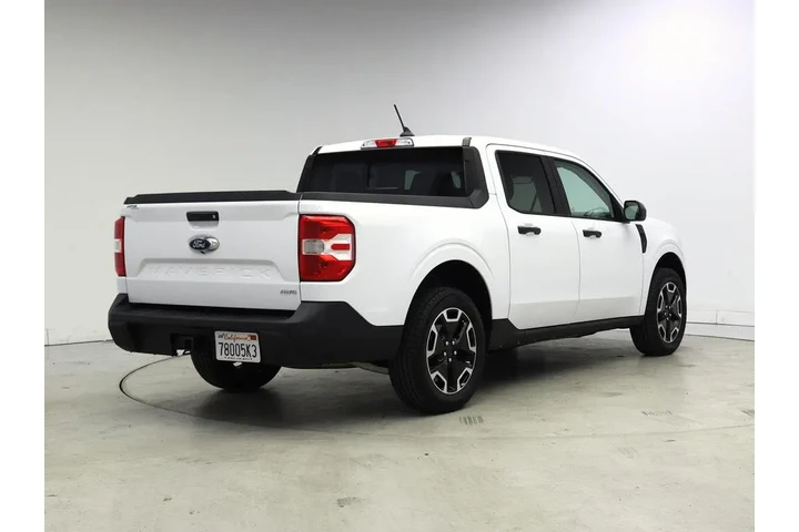 $25998 : Ford Maverick 2022 AWD XL 4d image 8