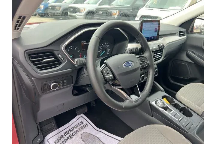 $20702 : Ford Escape 2022 AWD SE 4dr image 7