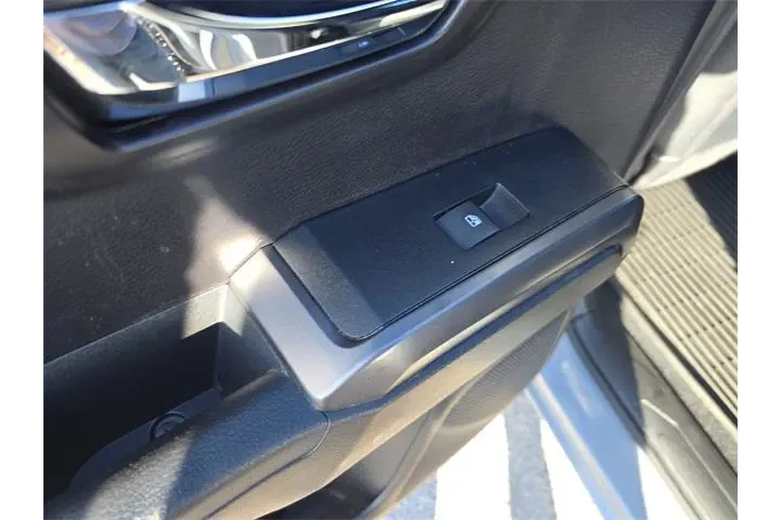 $27990 : Toyota Tacoma 2020 4x4 TRD O image 10