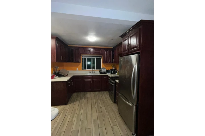 $850 : RENTO CUARTO GRANDE image 4