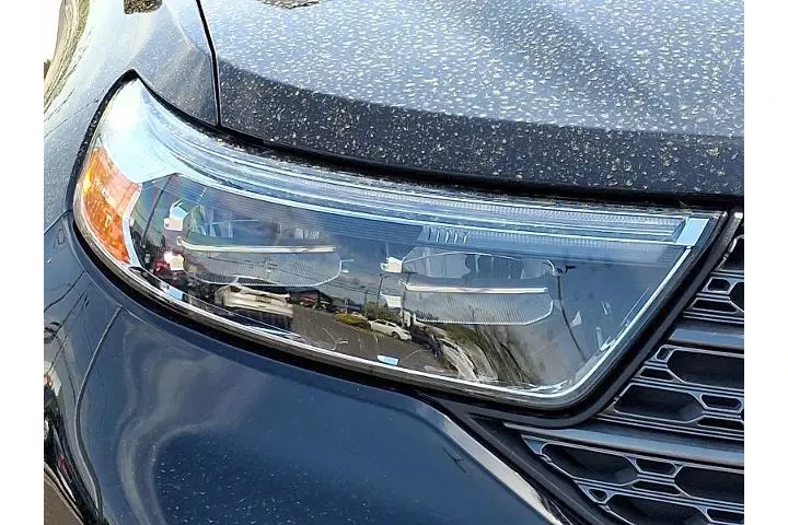 $31246 : Ford Explorer 2023 AWD XLT 4 image 9