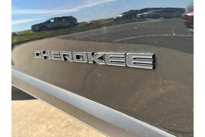 $22958 : Jeep Cherokee 2023 4x4 Altit image 10