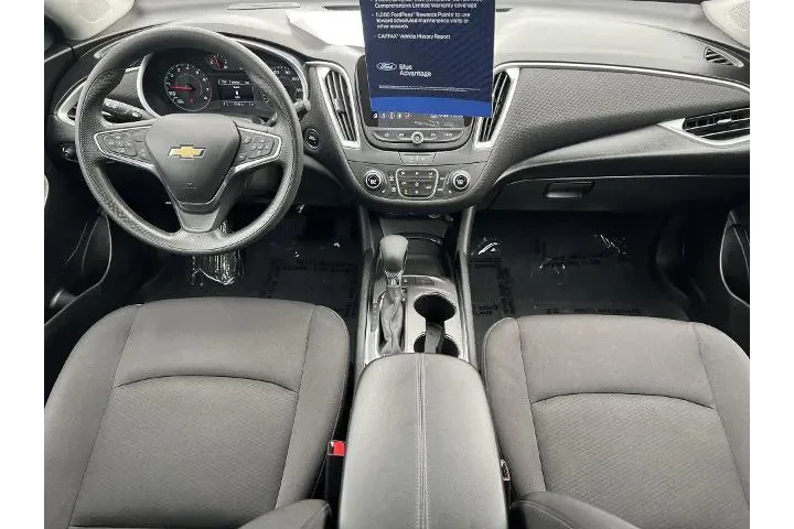 $18167 : Chevrolet Malibu 2024 LT 4dr image 5
