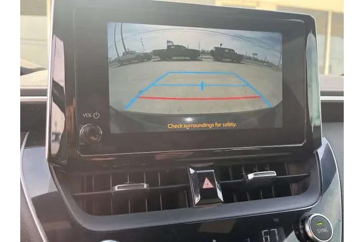 $21211 : Toyota Corolla Hatchback 202 image 7