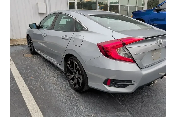 $16133 : Honda Civic 2020 Sport 4dr S image 4