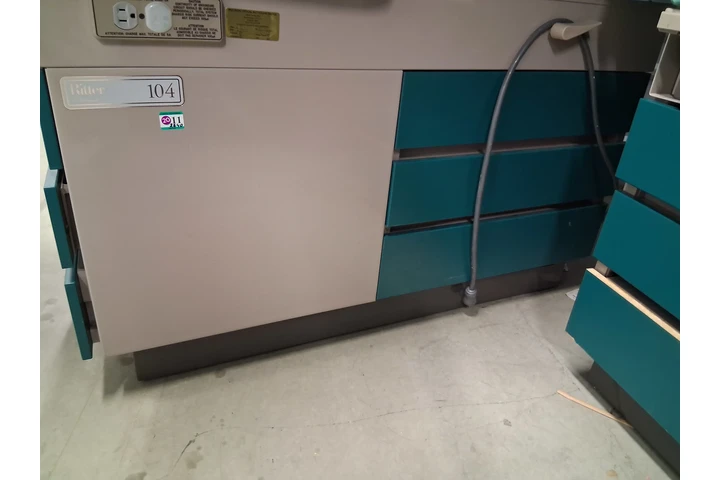 $500 : Camas de examinacion image 3