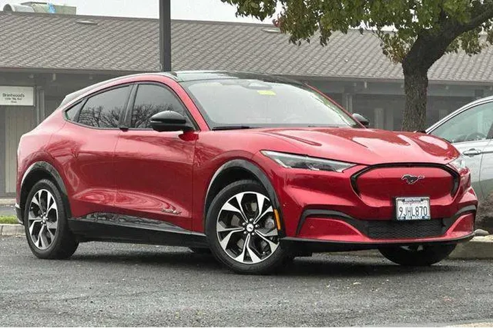 $25666 : Ford Mustang Mach-E 2023 Pre image 2