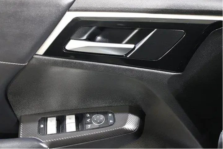 $29893 : Mitsubishi Outlander 2024 AW image 7