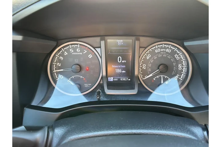$31295 : Silver Certified 2017 Tacoma image 3
