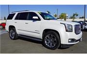 $26984 : 2016 Yukon Denali thumbnail