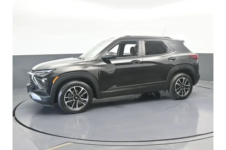 $19491 : Chevrolet Trailblazer 2024 L image 2