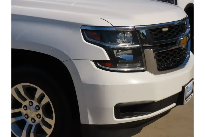 $10999 : Chevrolet Suburban 2015 4x2 image 6