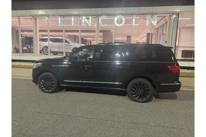 $37251 : Lincoln Navigator L 2020 4x4 image 8