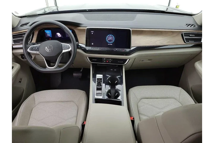 $35998 : Volkswagen Atlas 2025 AWD SE image 9