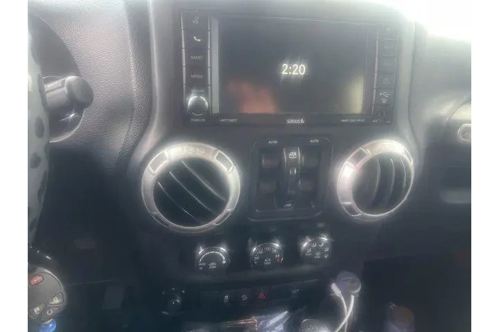 $12370 : Jeep Wrangler Unlimited 2013 image 10