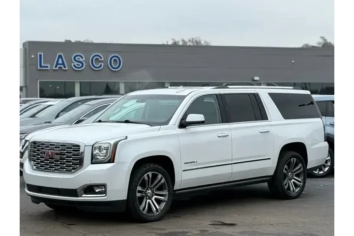 $32000 : GMC Yukon XL 2019 4x4 Denali image 1