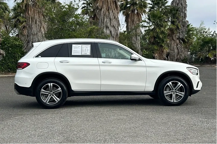 $25228 : Mercedes-Benz GLC 2022 GLC 3 image 2