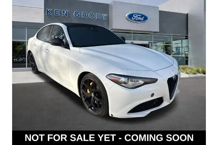 $22132 : Alfa Romeo Giulia 2021 Ti 4d image 1