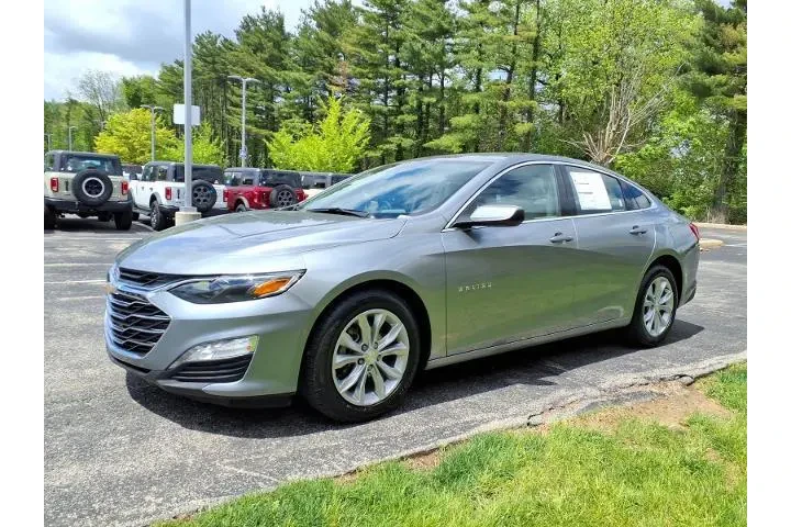 $21224 : Chevrolet Malibu 2025 LT 4dr image 5