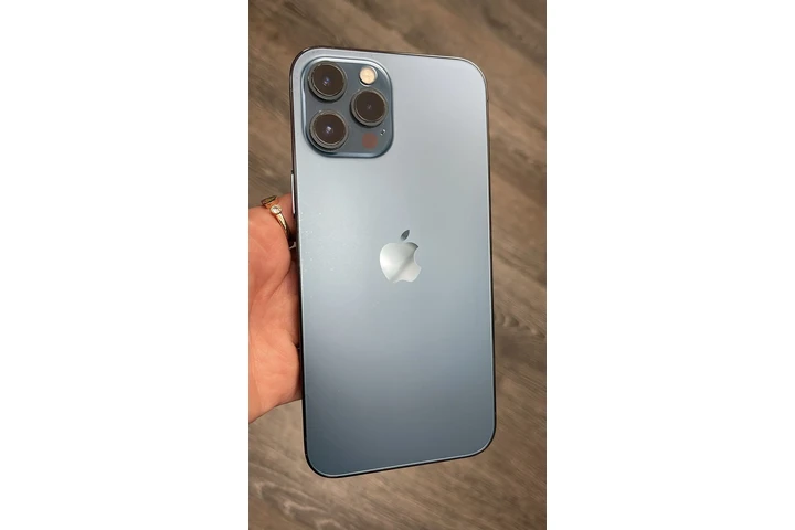 $489 : iphone 12 pro max - 512GB image 1