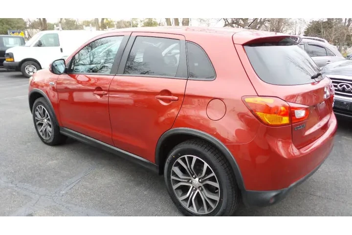 $10900 : 2016 Outlander Sport ES image 6